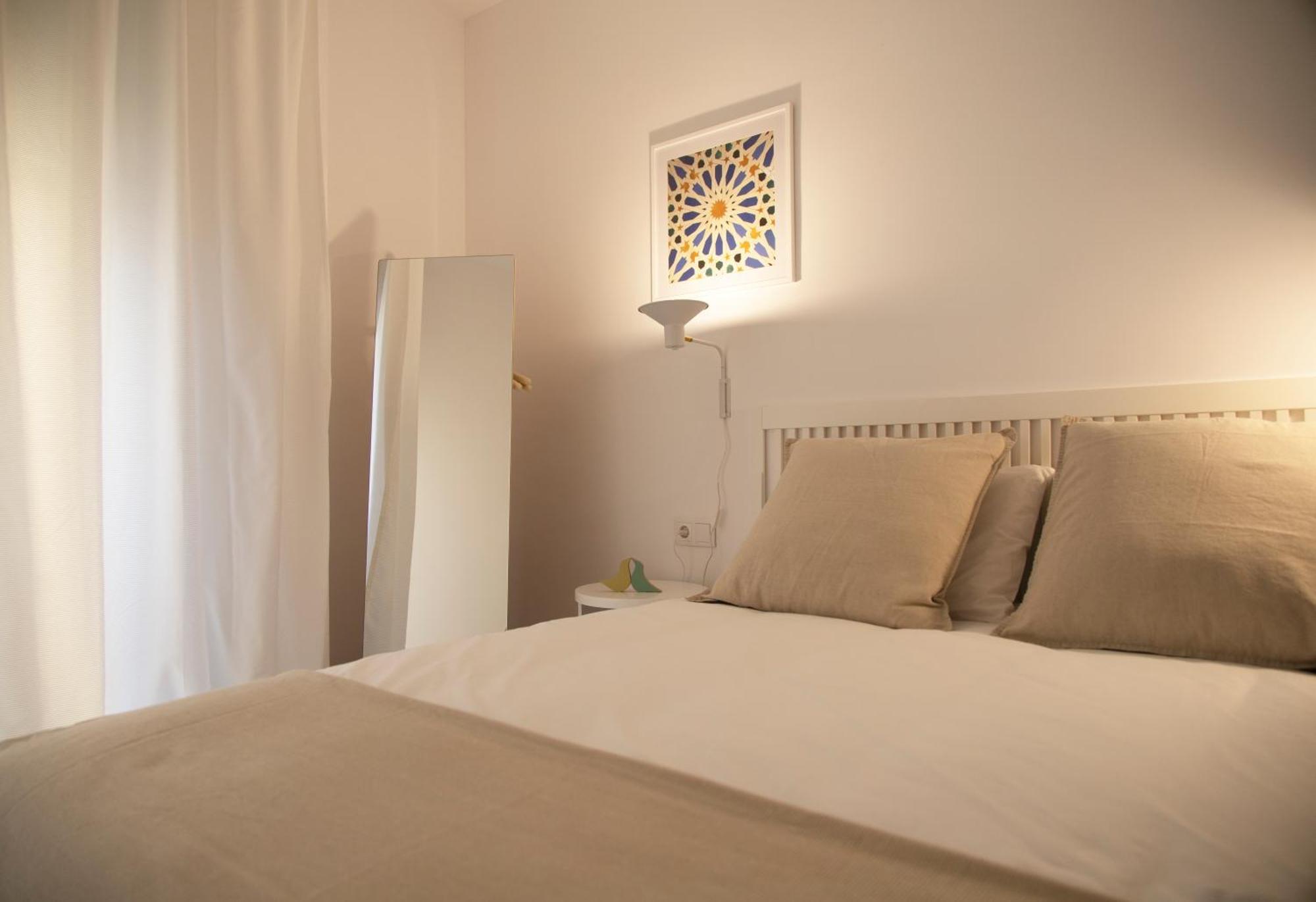 Reyes Catolicos II Suite Apartment Sevilla Eksteriør bilde